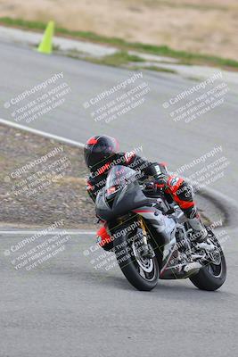 media/Mar-05-2023-TrackXperience (Sun) [[a95d40e56a]]/Group 3/session 2 turn 4/